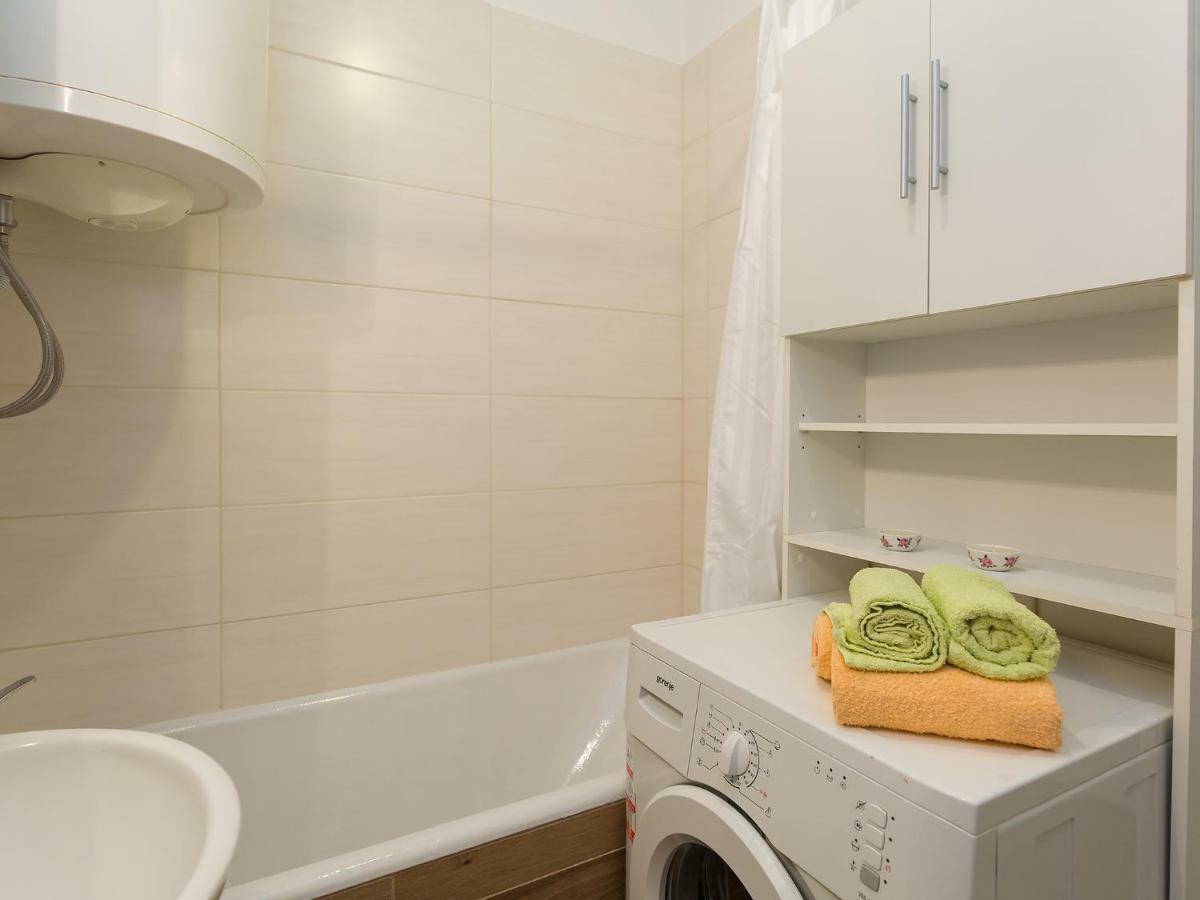 Apartment Lory'S Place Пула Екстериор снимка